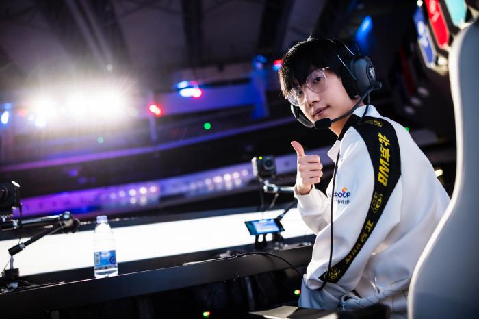 中新电竞对话：依旧在寻找冠军的暖阳，赛后泪