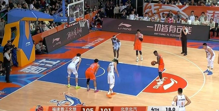 北京男篮客场爆冷不敌福建男篮 麦基救火难挽败