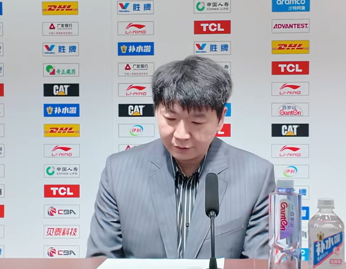 山东男篮遭浙江稠州逆转 邱彪赛后道歉直指防守