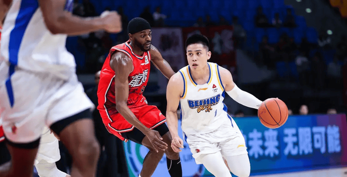 陈盈骏剖析北京队逆转胜广州队关键战术调整