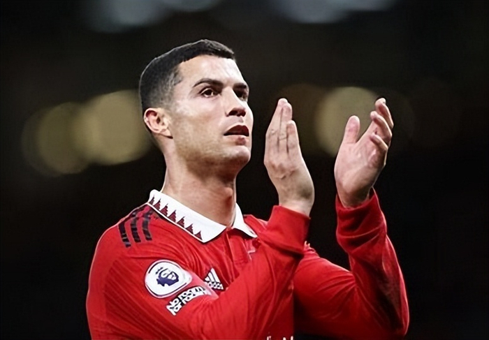 C罗与葡萄牙黄金一代的不兼容困局：大赛硬仗难