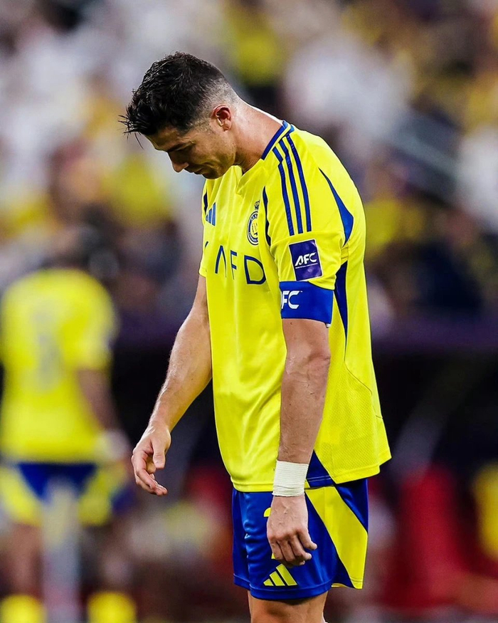 C罗与葡萄牙黄金一代的不兼容困局：大赛硬仗难